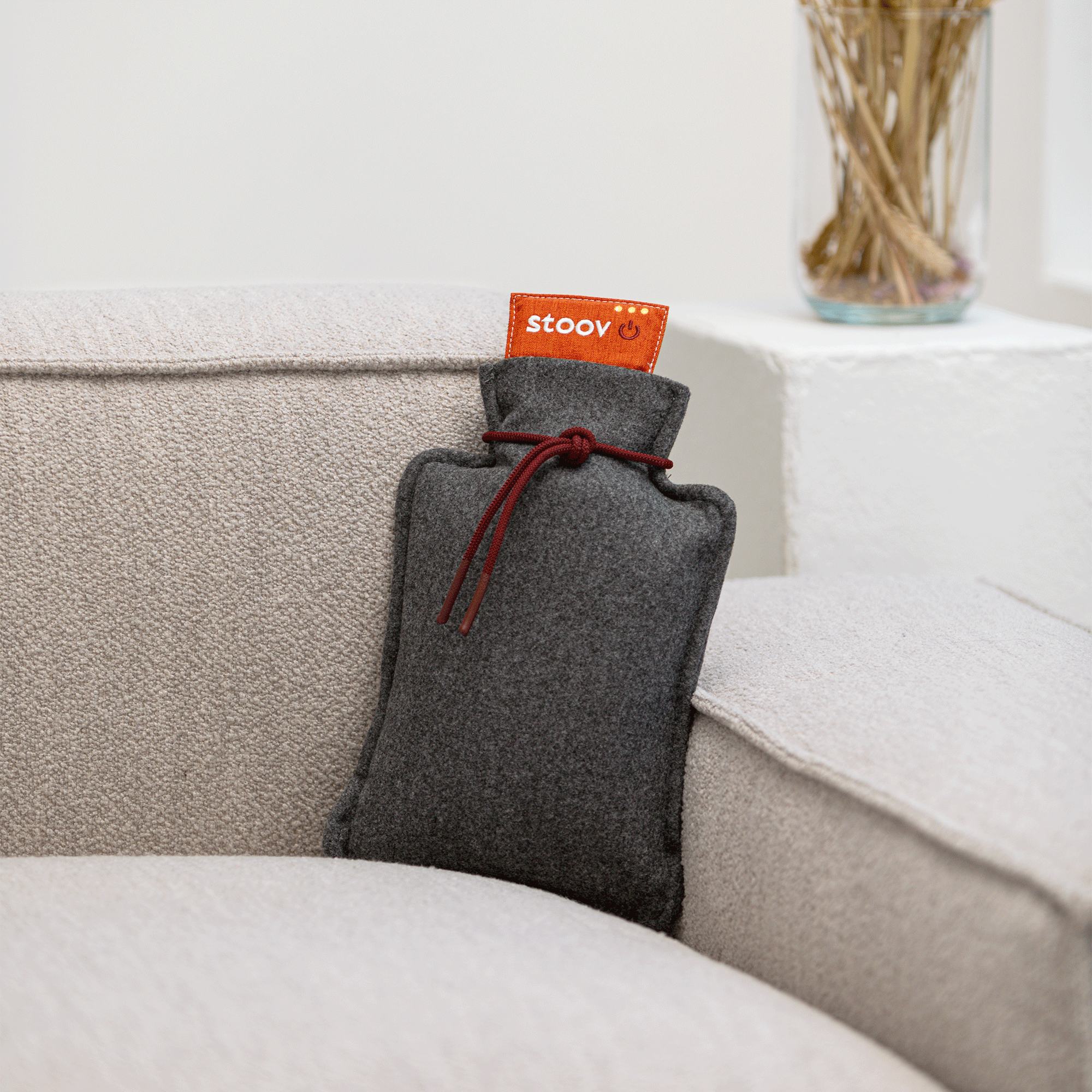 Secondary hover image 