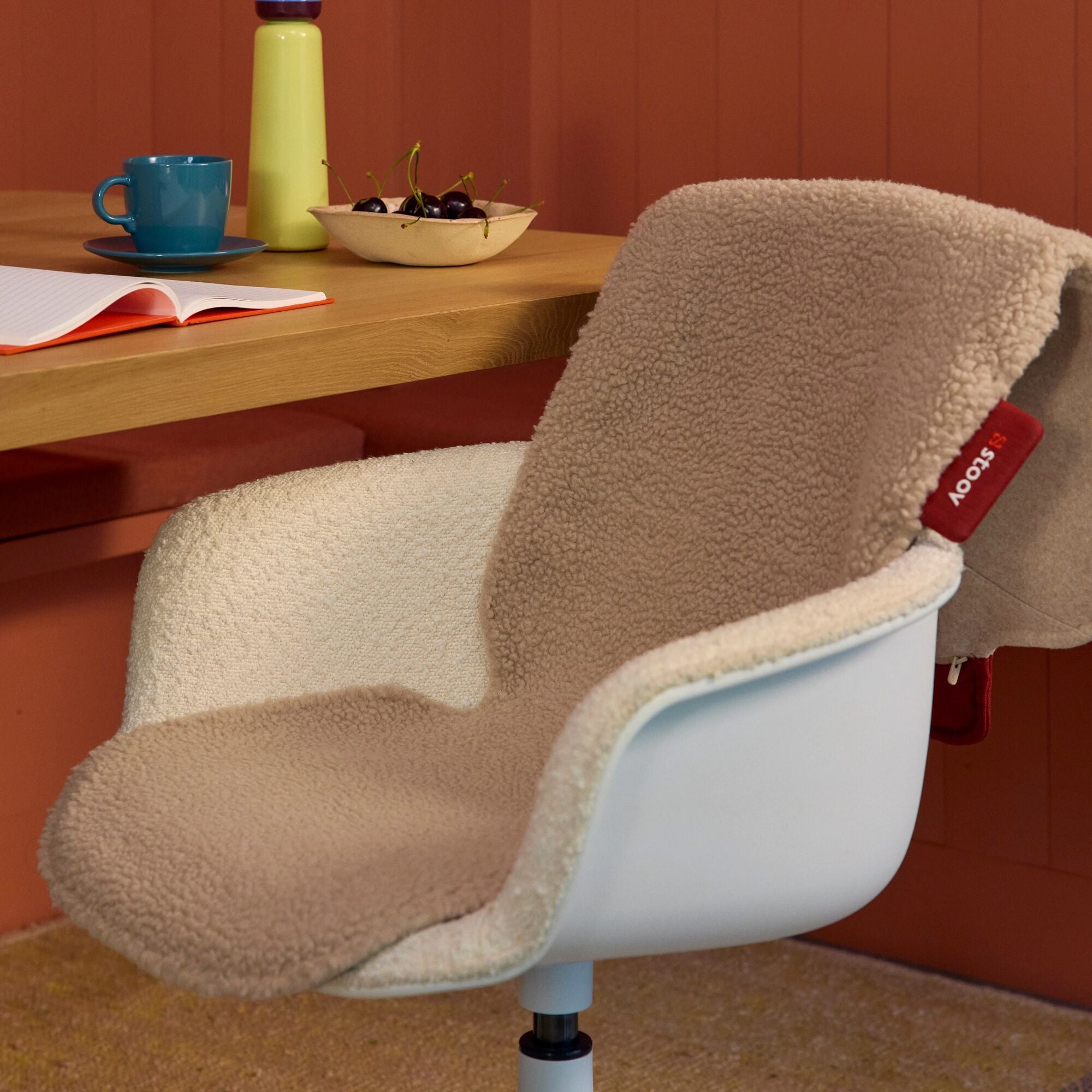 #color_soft-beige